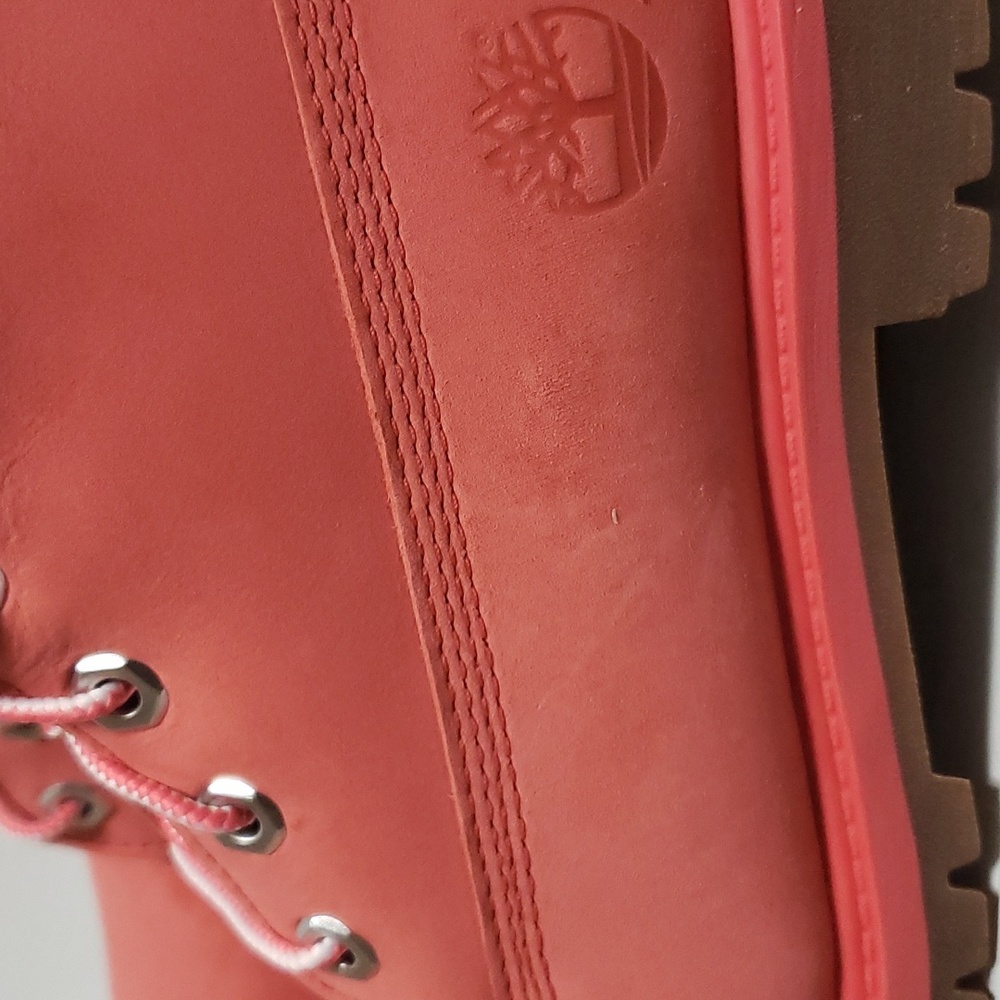 Timberland Boots - Picture 7 of 16